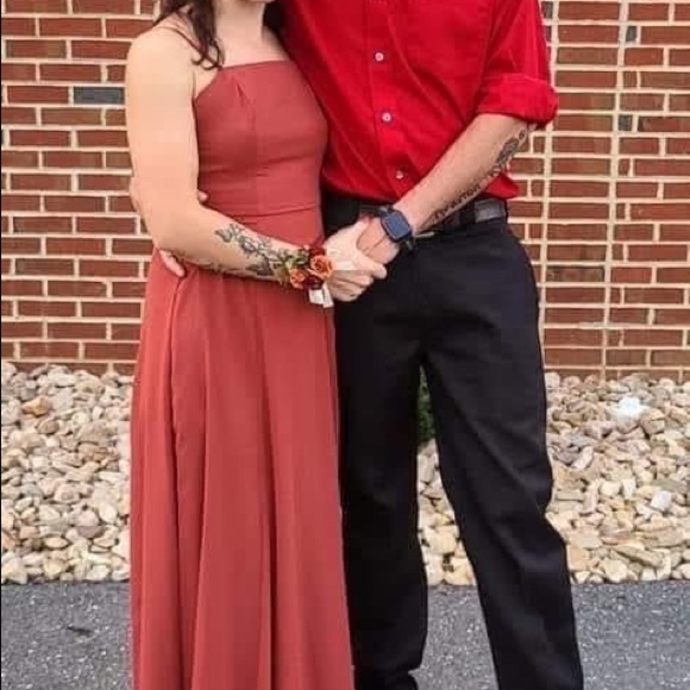 David’s bridal size 2 cinnamon dress